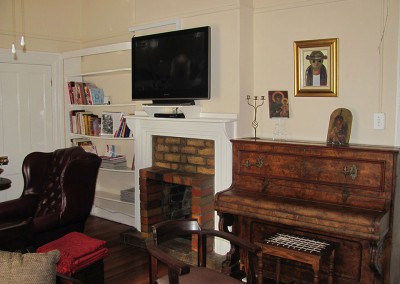 Sitting room 3